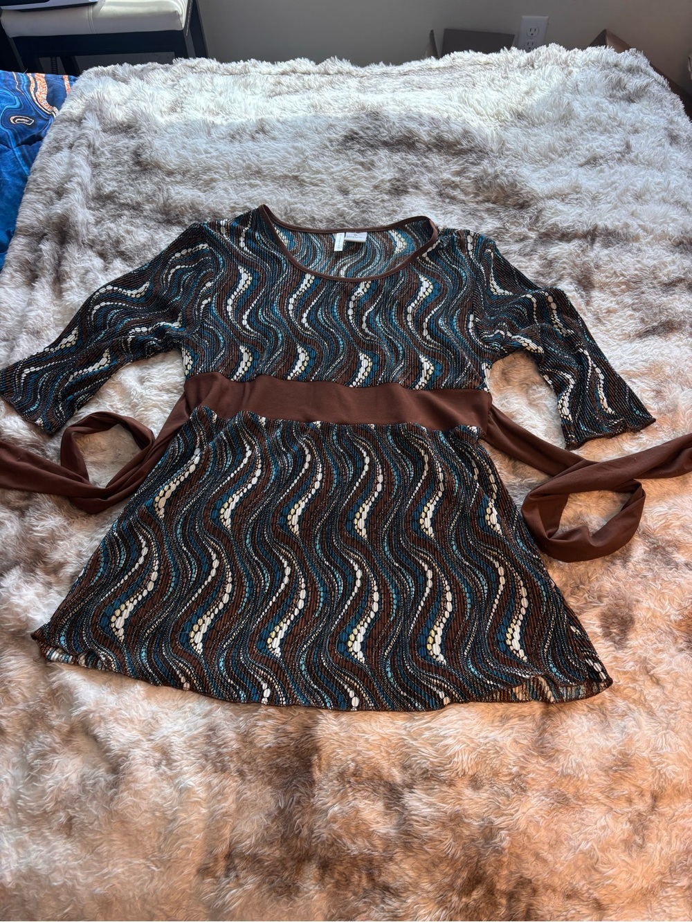 Patterned blue and Brown tie back babydoll Blouse